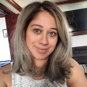Meet your Posher, Christina